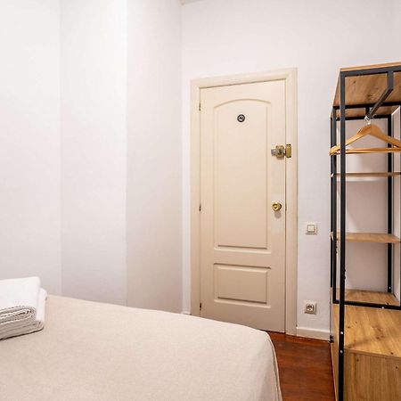 Next To Sagrada Familia 4-Bedroom Apartment 巴塞罗那 外观 照片