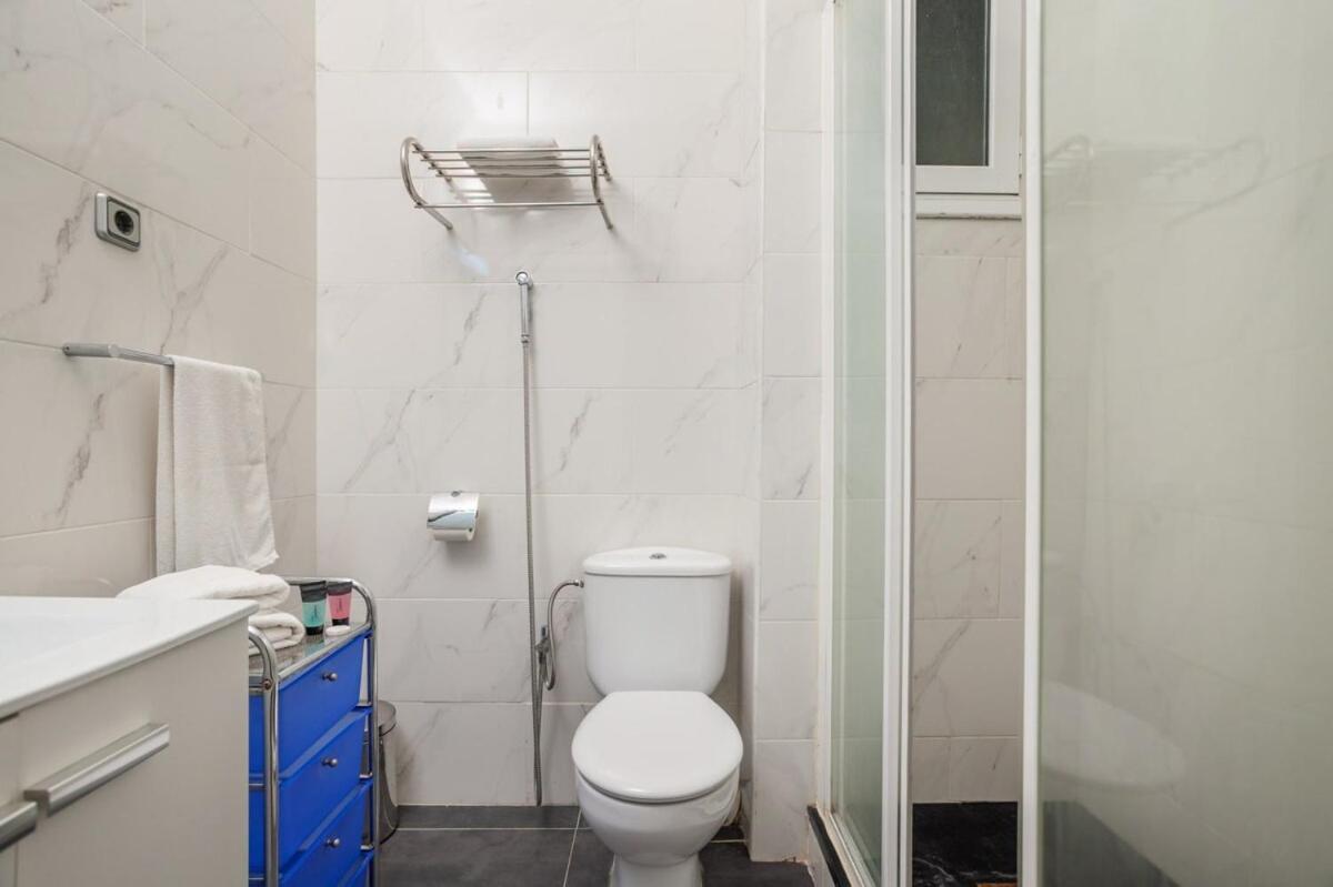 Next To Sagrada Familia 4-Bedroom Apartment 巴塞罗那 外观 照片