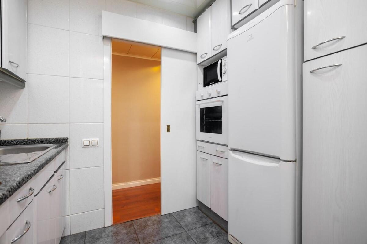 Next To Sagrada Familia 4-Bedroom Apartment 巴塞罗那 外观 照片