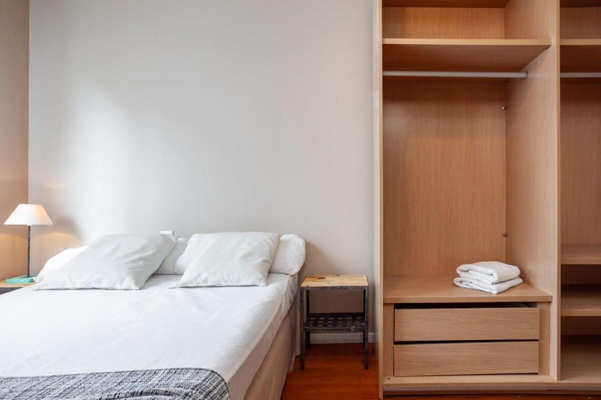 Next To Sagrada Familia 4-Bedroom Apartment 巴塞罗那 外观 照片