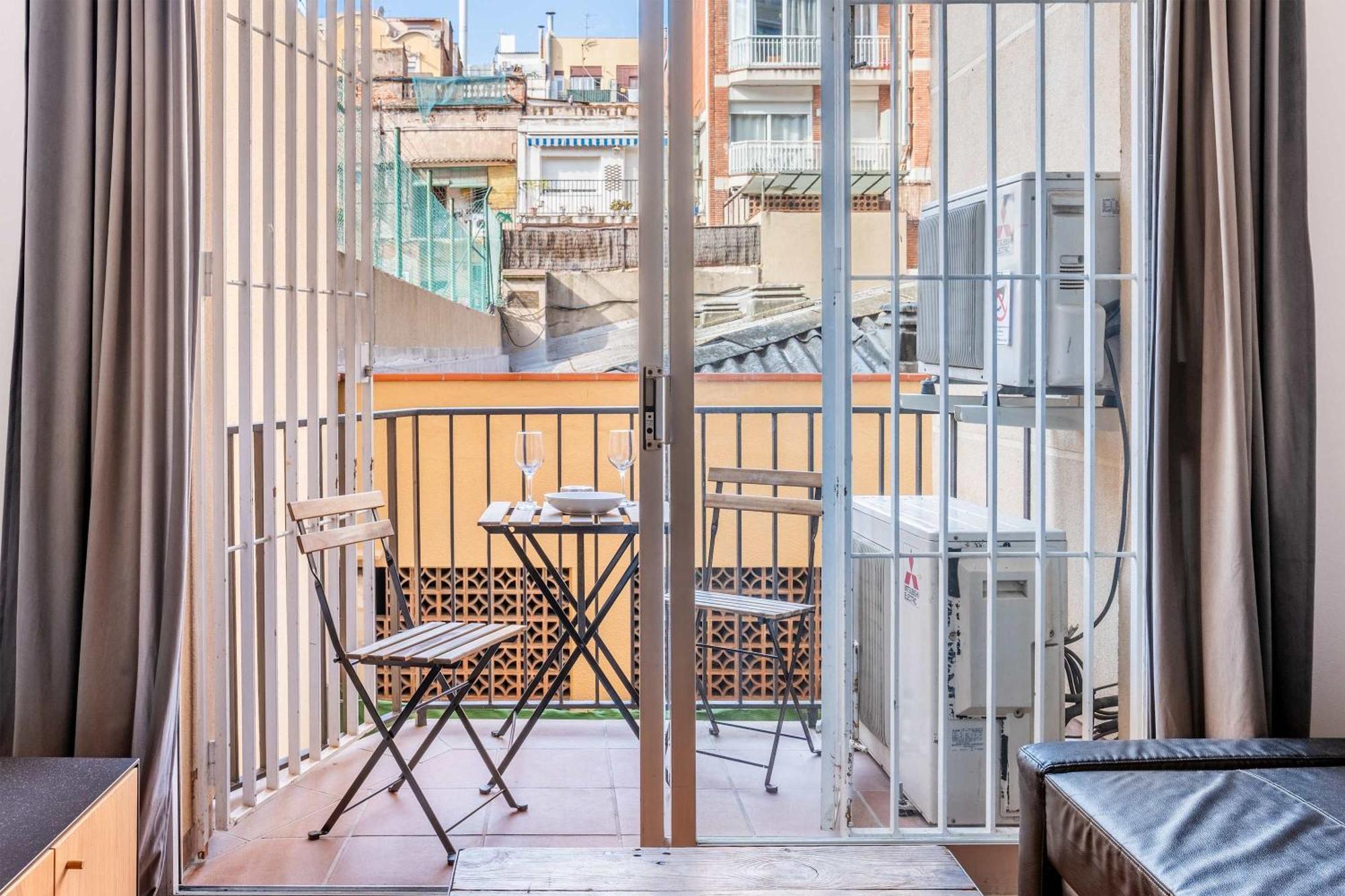 Next To Sagrada Familia 4-Bedroom Apartment 巴塞罗那 外观 照片